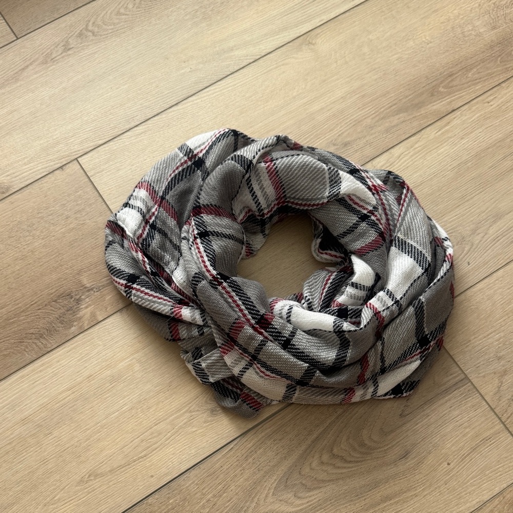 Worn 1time! Plaid Infinity Scarf in Black, White, and Red